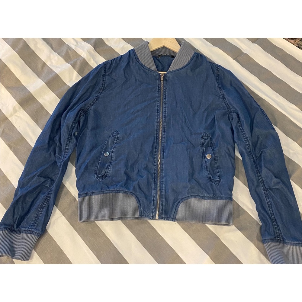 Jacket - Picture 5 of 7